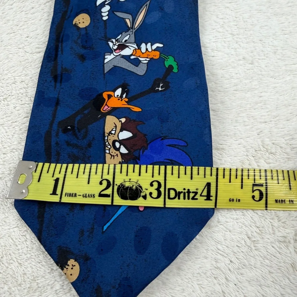 Vintage 1995 Looney Tunes Mania‎ Tie Bugs Bunny Sylvester Daffy Duck Road Runner